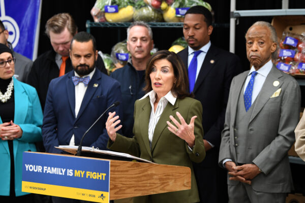 New York Governor Declares State of Emergency as SNAP Benefits Face Suspension Amid Government Shutdown