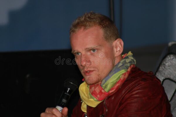 Ukrainian Authorities Block Russian Actor Yury Kolokolnikov’s Content Over Security Allegations