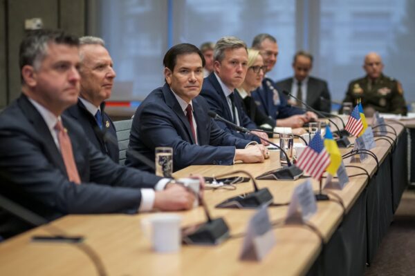 Ukraine Peace Plan Sparks GOP Congressman’s Resignation Threat