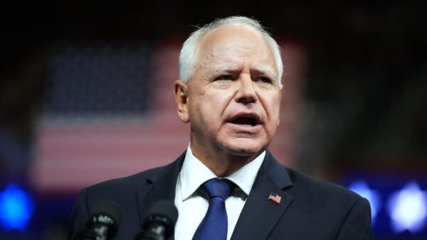 Walz Mocks Bondi’s “Stern” Letter in Press Conference
