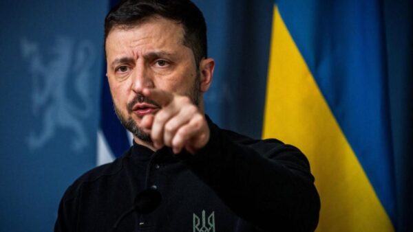 Zelenskiy’s Refusal to Address Territorial Demands Blocks Ukraine-Russia Peace Talks