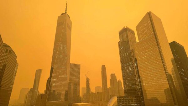 Car Explosion near Charging Bull Sends Smoke into New York Sky as Fire Deaths Surge