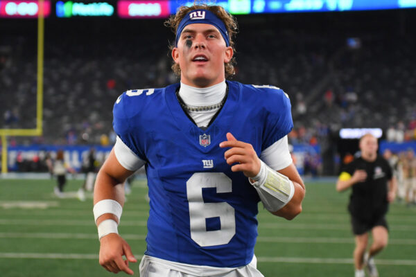Giants QB Jaxson Dart Faces Backlash for Introducing President Trump, Stands by Decision