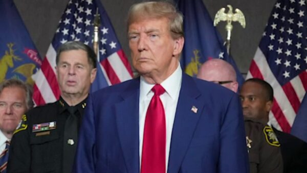 Former Federal Prosecutor Indicted for Sending Sealed Trump Documents Report as “Bundt Cake Recipe”