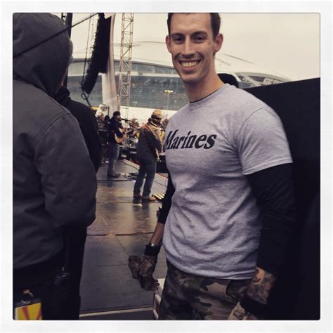 Double Amputee Veteran Johnny ‘Joey’ Jones Re-Enlists in U.S. Marine Corps to Finish What He Started