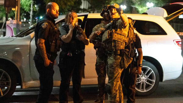 FBI Shoots Dead Bakersfield Bank Hostage-Taker in Standoff