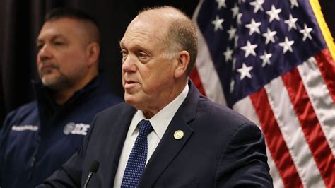 Border Czar Tom Homan Eats Same Meal as ICE Detainees at Newark Facility