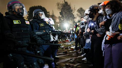 Forced Apologies and Fear in Lviv as Military Authorities Crack Down on Anti-Draft Protests