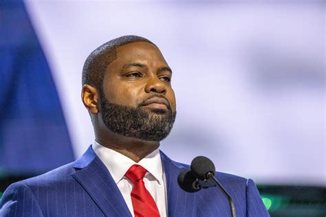 Byron Donalds Secures Florida Republican Nomination in Historic Primary Win