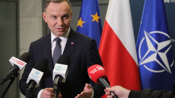 Polish Protesters Condemn Government’s Ukraine Policy as Tensions Escalate